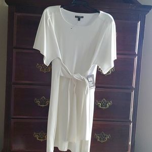 NWOT Raglan Tie front dress